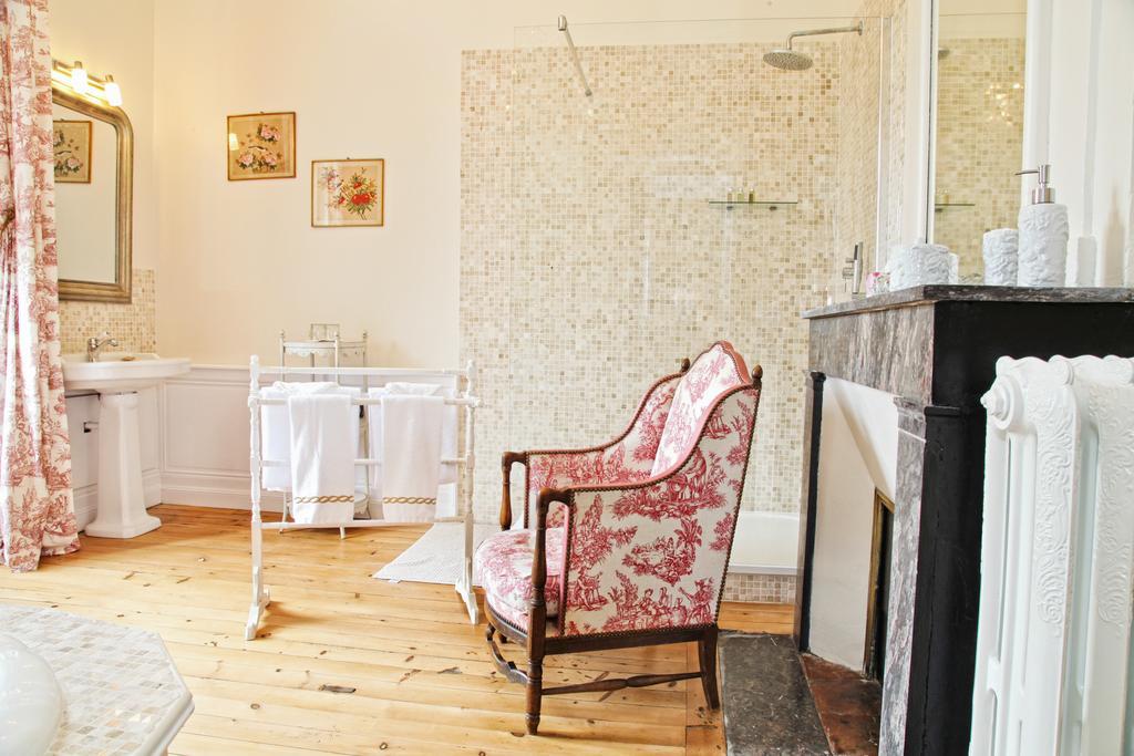 Chateau Lamothe Du Prince Noir - B&B Saint-Sulpice-et-Cameyrac Pokoj fotografie